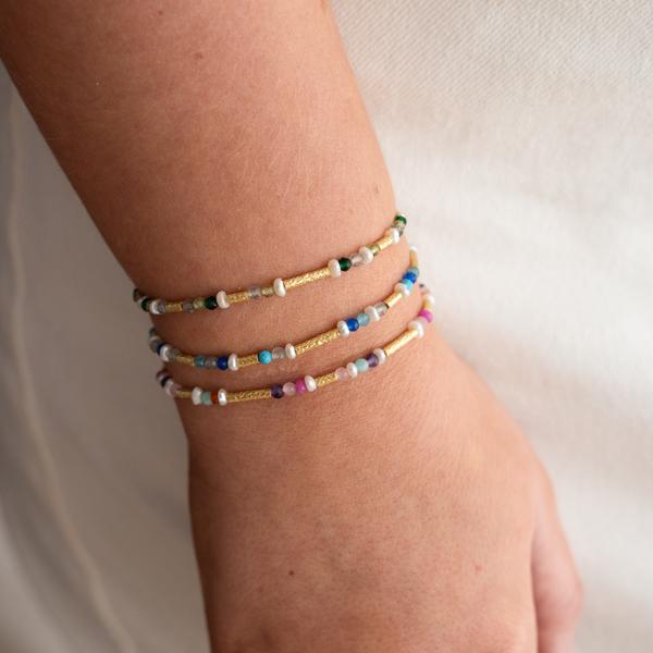 STONES & SILVER YELLOW GOLD MULTI STONE BRACELET - PINK