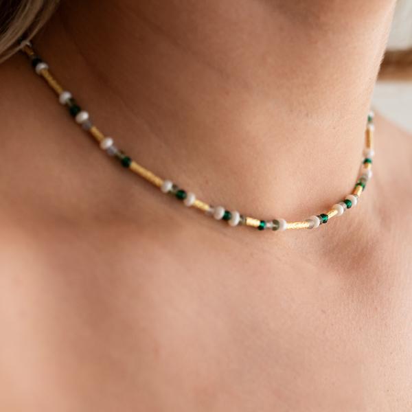STONES & SILVER YELLOW GOLD MULTI STONE NECKLACE - GREEN