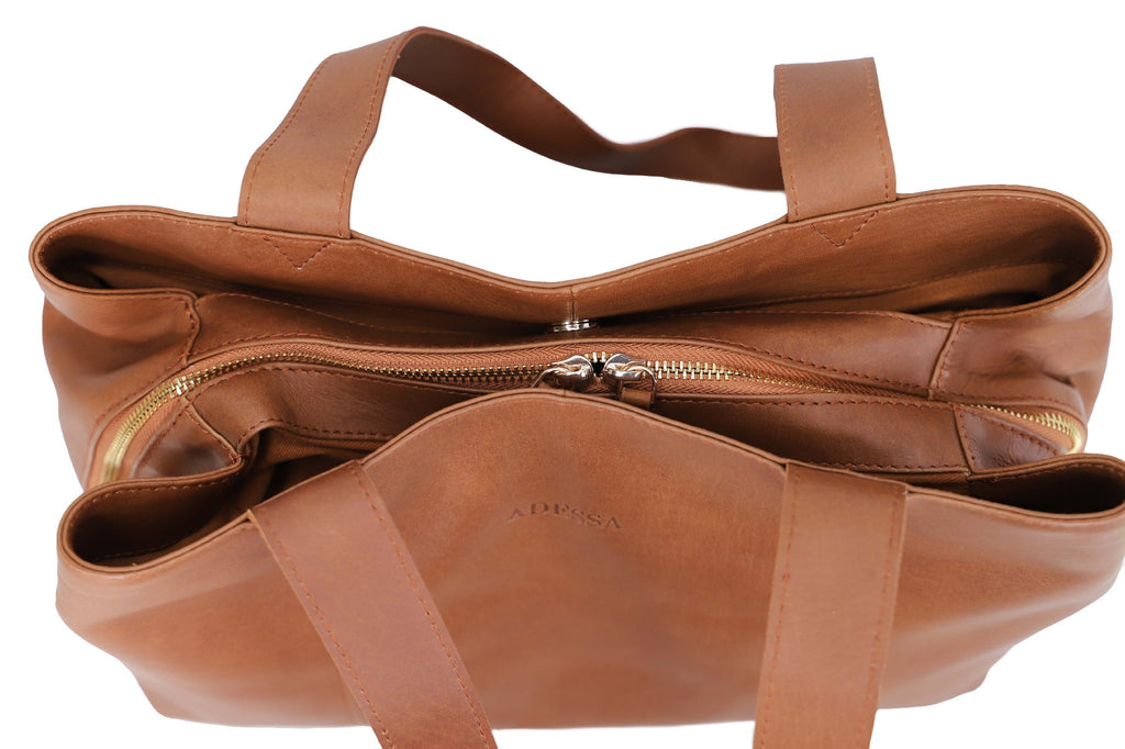 ADESSA DURRES SHOULDER BAG - TAN