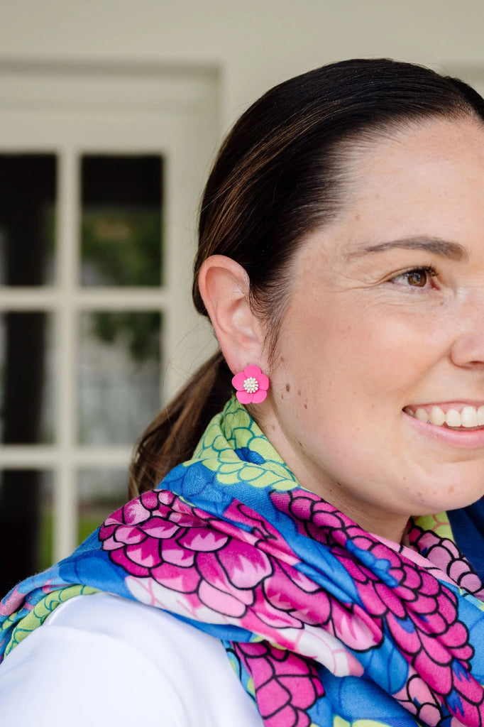 GREENWOOD DESIGNS SMALL FLOWER EARRING - HOT PINK & WHITE