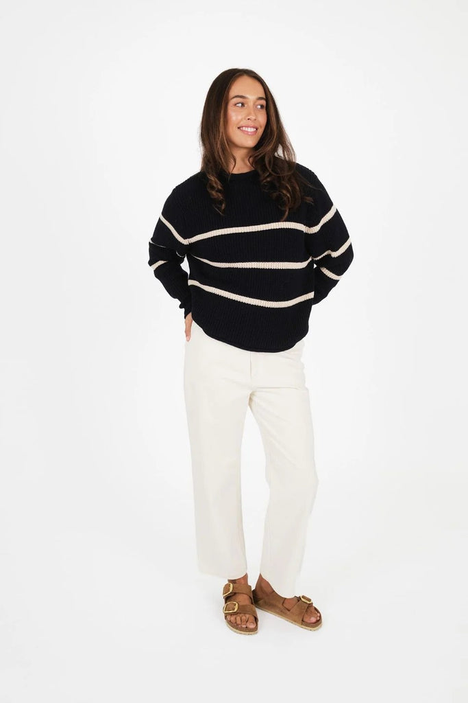 TITCHIE STRIKE OUT JUMPER - MIDNIGHT [SZ:M/L]