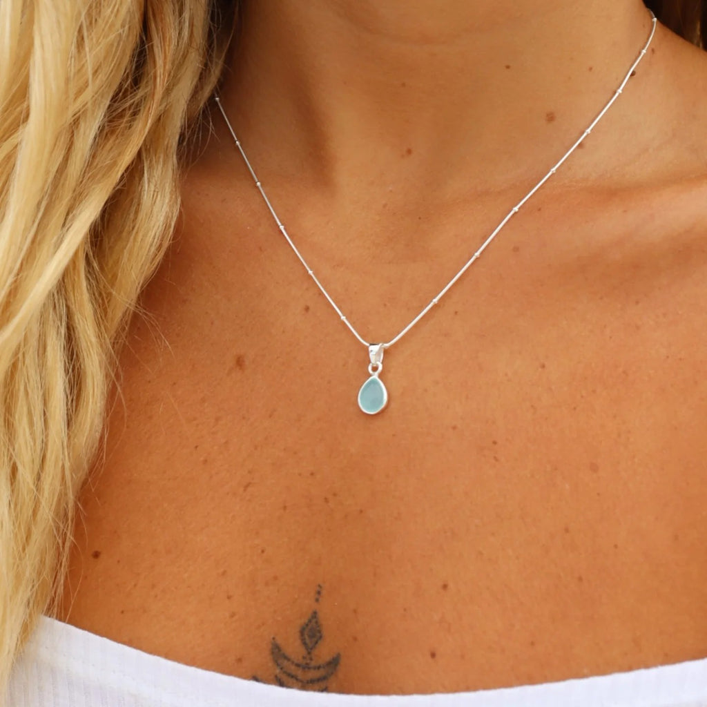 MIKI JEWELLERY TALLULAH NECKLACE - SILVER & CHALCEDONY BLUE