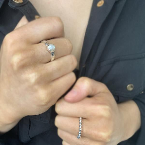 STONES & SILVER PEARL RING 6mm [SZ:9]