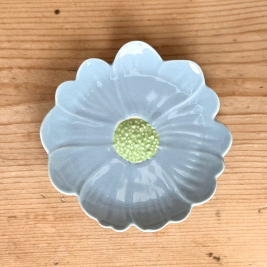 NOSS & CO FLOWER TRINKET DISH - BLUE WITH GREEN CENTRE