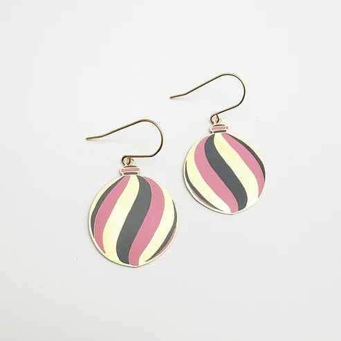 DENZ & CO - MIDI VINTAGE BAUBLE IN GOLD & PINK