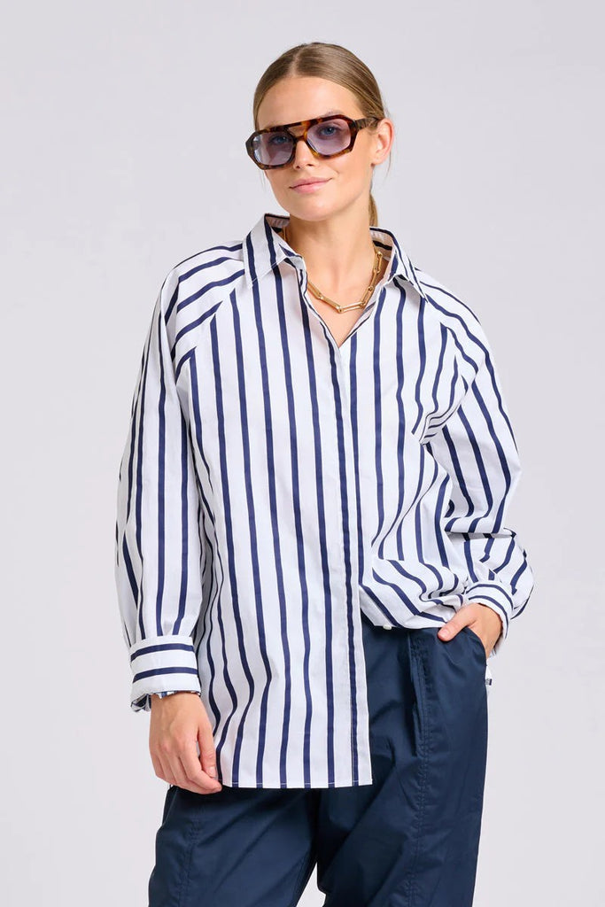 SHIRTY THE GIGI RELAXED SHIRT - WHITE WITH NAVY STRIPE [SZ:L]
